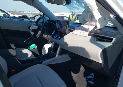 2024 Toyota Corolla Cross L из США, поврежденный, VIN 7MUAAAAG0RV098661